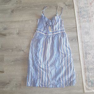 A line midi dress with cut out